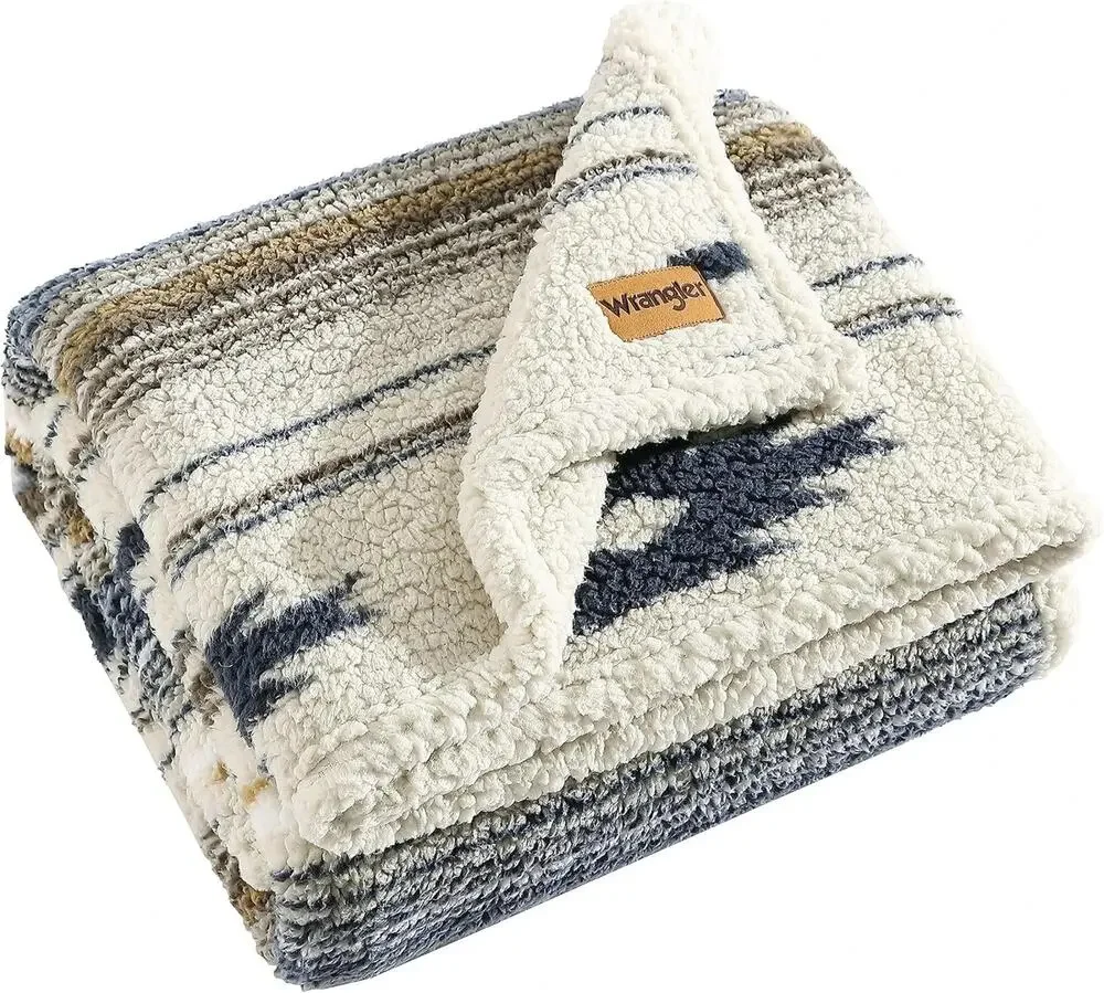 Wrangler Coyote Sands Sherpa Plush Throw Blanket Blue Ivory 50x60 Western NEW